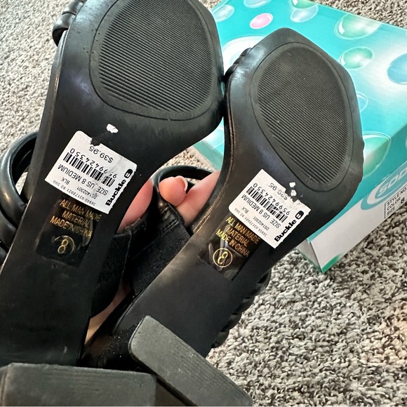 Soda Tubular Strap Square Toe Heel Sandals from Buckle - Picture 5 of 7